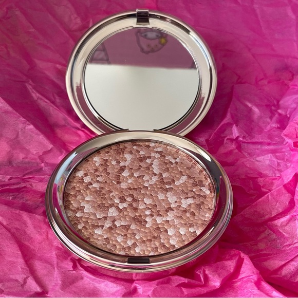 NEW Ciaté Glow Highlighter | New in Box | Ciaté London - Picture 1 of 7